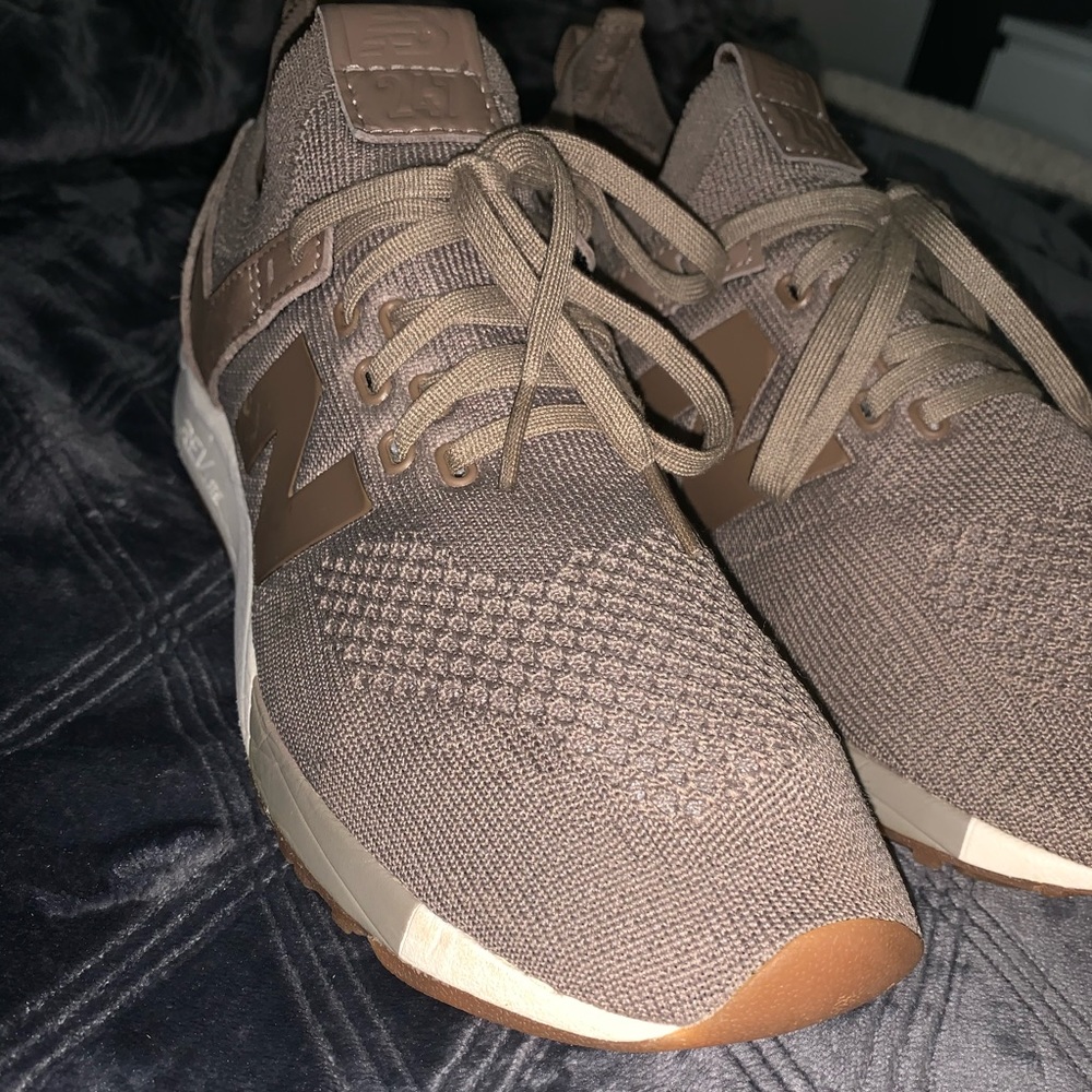 New Balance 247 REV Lite
